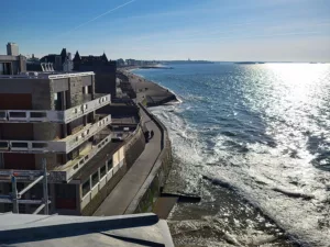 Charron Denis ANTENNES ET ANTENNES COLLECTIVES Img (4) 79